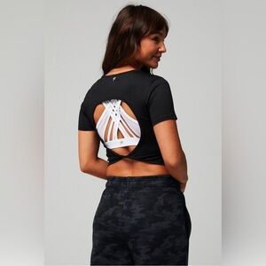 Fabletics Dry-Flex Open Back Twist Short Sleeve Tee Black Women Size XL Gym Yoga